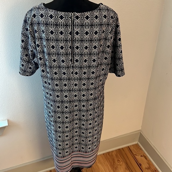 ILE New York short sleeves shift print dress Sz 16 white ivory geometric - Picture 4 of 8